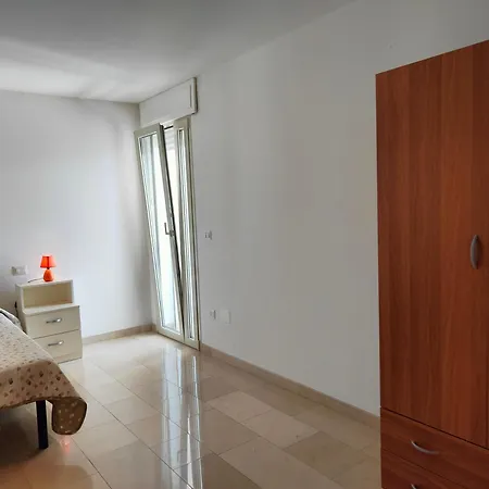 Casa de Férias Quadrilocale Dafne 2 In Centro Vista Mare Salento Ugento