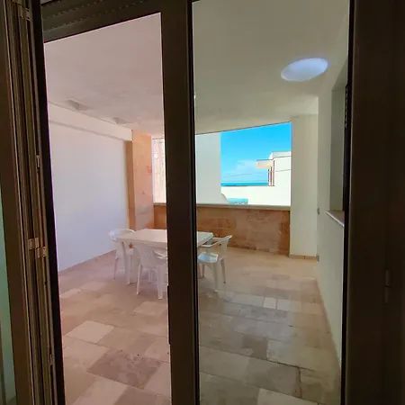 Quadrilocale Dafne 2 In Centro Vista Mare Salento Ugento Holiday home *