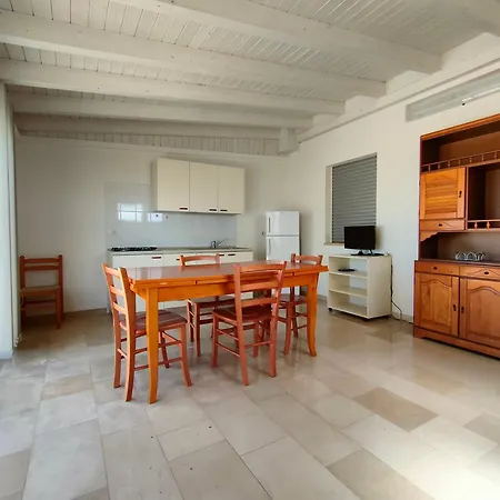 Quadrilocale Dafne 2 In Centro Vista Mare Salento Ugento *