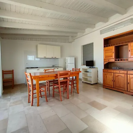 Quadrilocale Dafne 2 In Centro Vista Mare Salento Ugento Holiday home